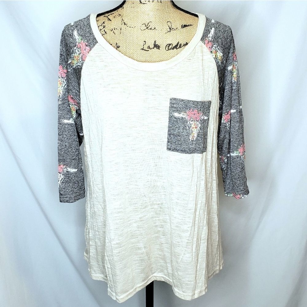 Umgee | Southwestern Floral Bull Baseball Tee